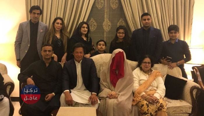 صور.. "نقاب" زوجة رئيس وزراء باكستان يخطف الأضواء