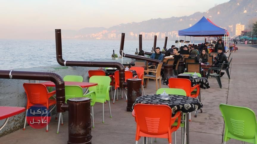 "مدفأة حطب" تضيف لمسة مميزة لشتاء ريزه التركية