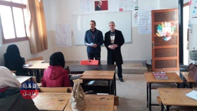 أردوغان داخل المدارس الإبتدائية في إعزاز بريف حلب (صورة) أردوغان داخل المدارس الإبتدائية في إعزاز بريف حلب (صورة)