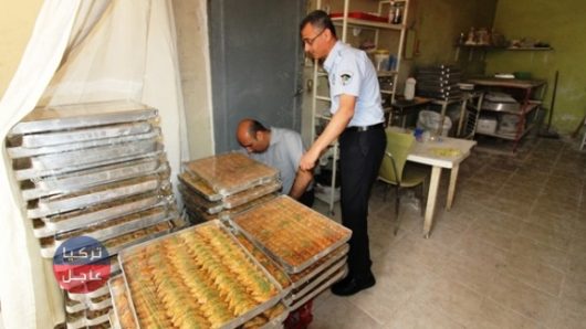 اغلاق محل حلويات سوري اليوم من قبل البلدية وختمه بالشمع الأحمر 11