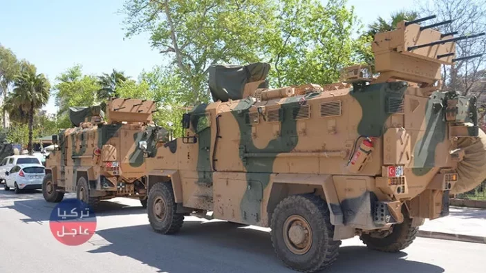 الجيش التركي يدفع بتعزيزات عسكرية باتجاه الحدود السورية