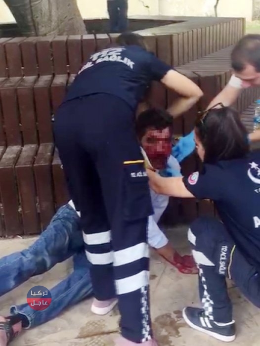 رجل يهشم أنف صديقه في أنطاليا بلكمة واحدة وهذا ماحل به (صور + فيديو)