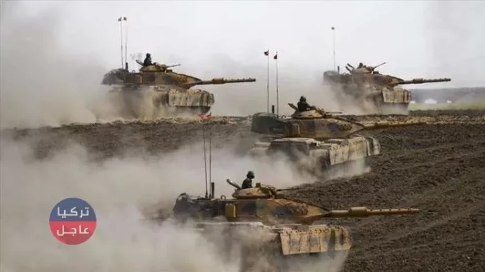 الجيش التركي يدفع بتعزيزات عسكرية ضخمة باتجاه إدلب