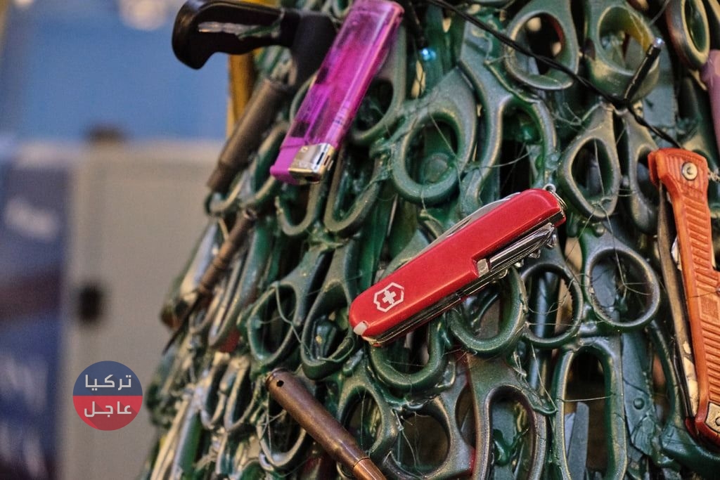 أخطر شجرة عيد الميلاد في العالم (صور) أخطر شجرة عيد الميلاد في العالم (صور)