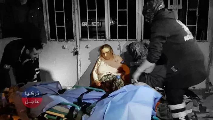 شاب تركي يطعن أمه 15 طعنة ويسلم نفسه للشرطة في مانيسا غرب تركيا