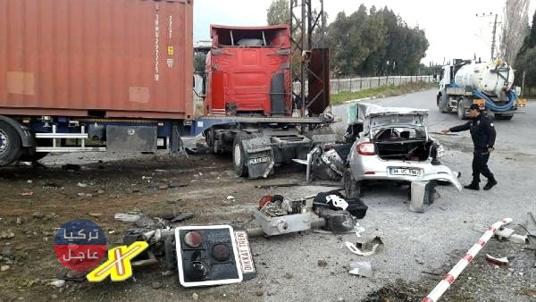 تركيا .. حادث سير في أيدن يودي بحياة مواطن أمريكي وينقل أتراك إلى المشفى (صورة) تركيا .. حادث سير في أيدن يودي بحياة مواطن أمريكي وينقل أتراك إلى المشفى (صورة)