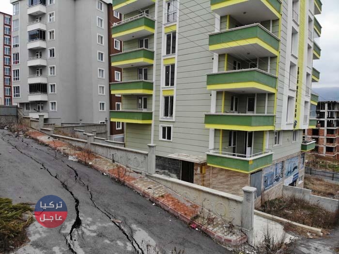 مبنى سكني متحرك في سامسون التركية .. ما قصته؟! مبنى سكني متحرك في سامسون التركية .. ما قصته؟!