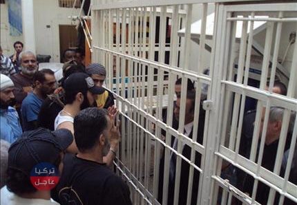 إيران تطلق سراح آلاف السجناء بينهم سياسيون .. إن لم تقتلهم السجون يقتلهم كورونا