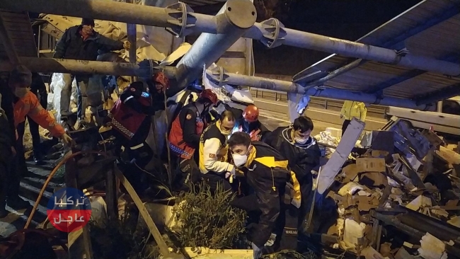 الكلونيا تملأ الطريق بين صقاريا وإسطنبول