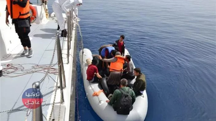 تركيا تنقذ 24 مهاجراً قبالة سواحل إزمير غربي البلاد