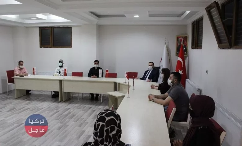ادارة الهجرة في نوشيهر تجتمع مع لجنة الحكماء السوريين
