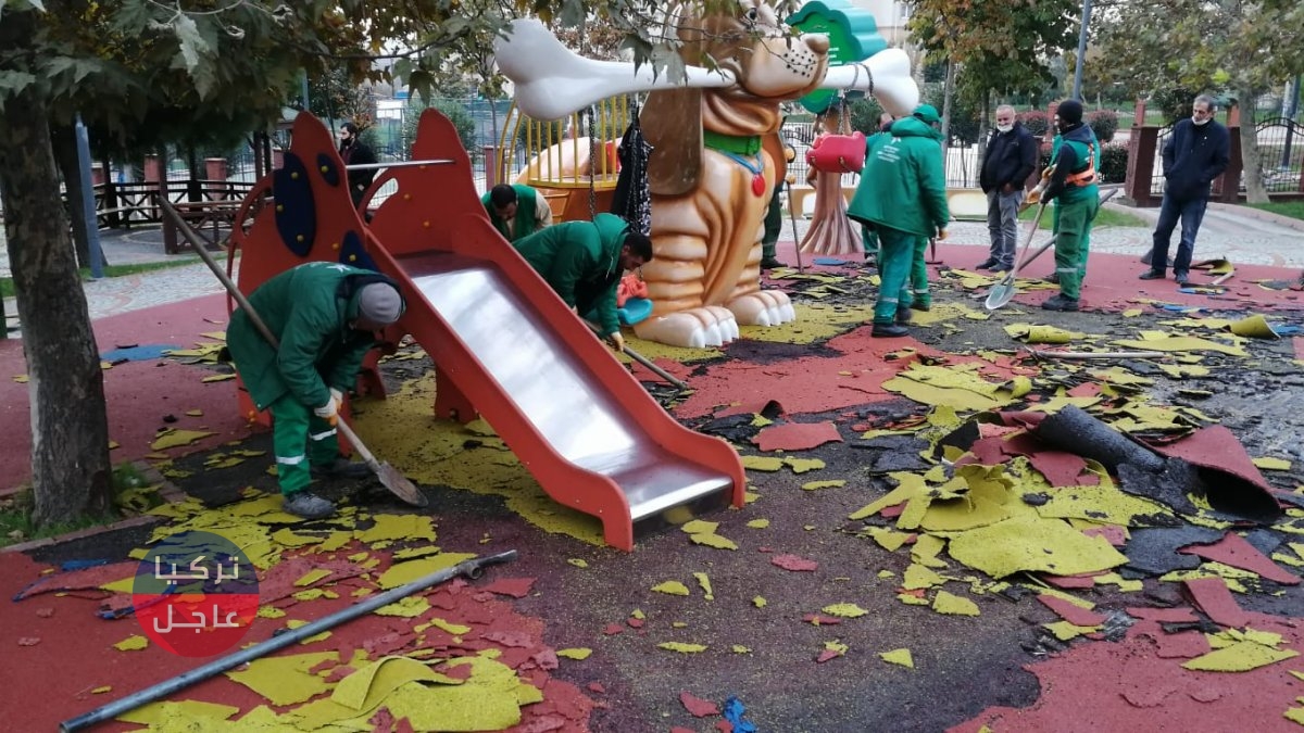 رمز لمنظمة إرهابية وسط حديقة عامة في إسطنبول رمز لمنظمة إرهابية وسط حديقة عامة في إسطنبول