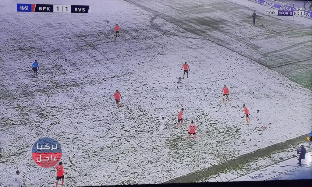 فريق تركي لكرة القدم يتحول لفريق أشباح في إسطنبول (شاهد)