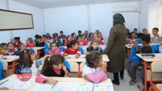 فصل 13 ألف معلم سوري في عموم تركيا