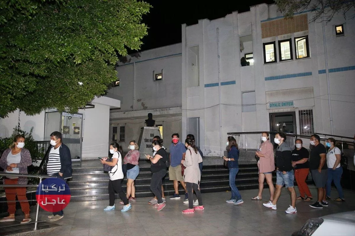 شاهد الطوابير ليلا ونهارا في ولاية بودرم التركية شاهد الطوابير ليلا ونهارا في ولاية بودرم التركية