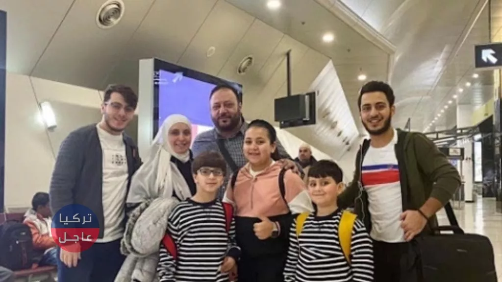 هل طُردوا منها؟ .. عائلة طيور الجنة تغادر الكويت إلى الأردن
