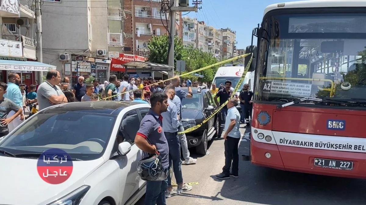 وفاة طفل سوري تحت عجلات حافلة البلدية وفاة طفل سوري تحت عجلات حافلة البلدية