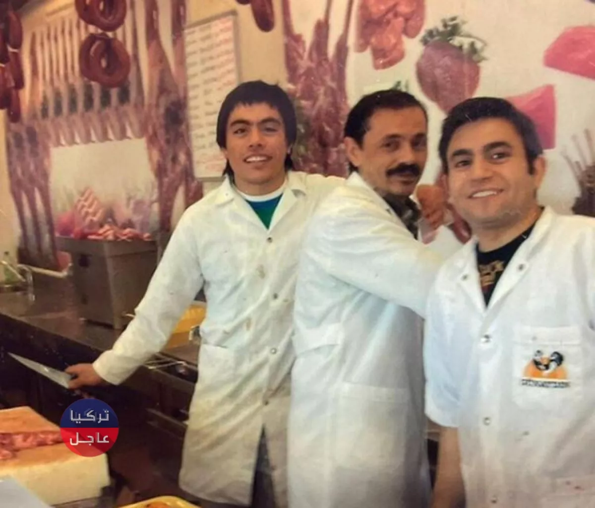 الشيف نصرت ينشر صورة نادرة له بمناسبة فتح مطعمه في لندن الشيف نصرت ينشر صورة نادرة له بمناسبة فتح مطعمه في لندن