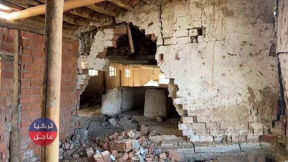 قُبور تتحرك وأخرى تُدمر مشاهد مخيفة في ولاية أفيون قره حصار غربي تركيا (صور) قُبور تتحرك وأخرى تُدمر مشاهد مخيفة في ولاية أفيون قره حصار غربي تركيا (صور)