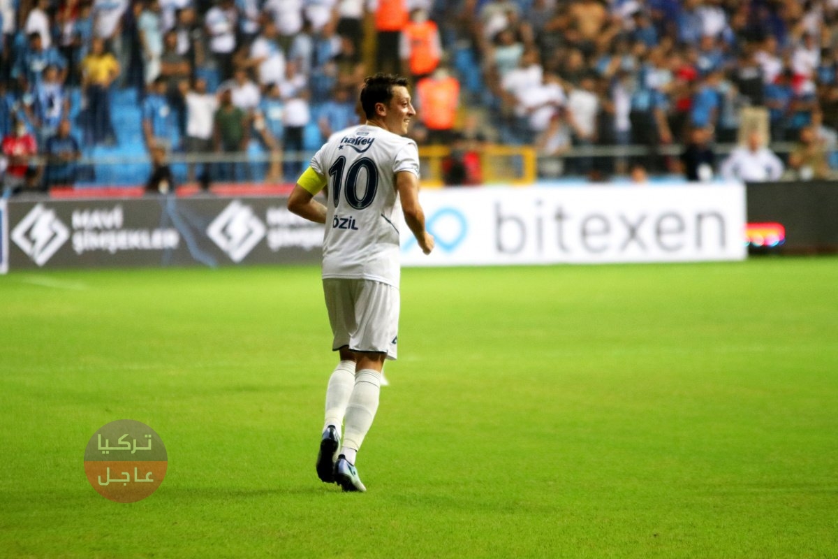 مسعود أوزيل ينتقل الى نادي نيكاكسا المكسيكي