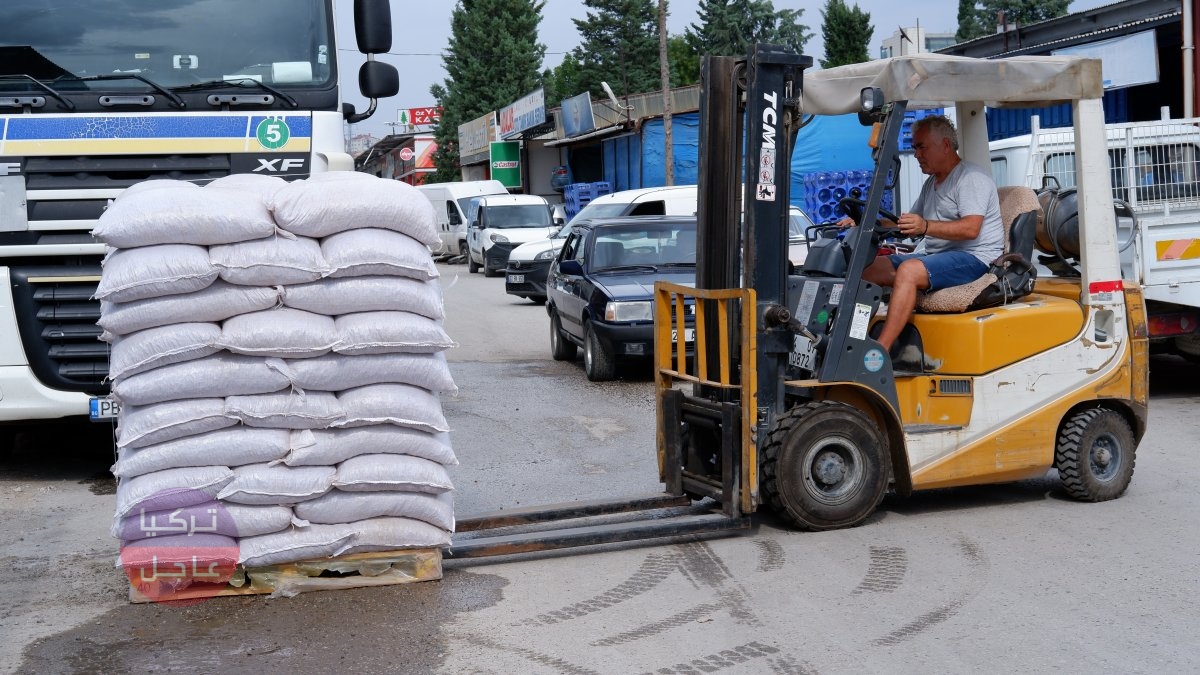 تسمى وقود الحبيبات! البلغار يتهافتون على ولاية أدرنة التركية لشراء وقود تركي تسمى وقود الحبيبات! البلغار يتهافتون على ولاية أدرنة التركية لشراء وقود تركي