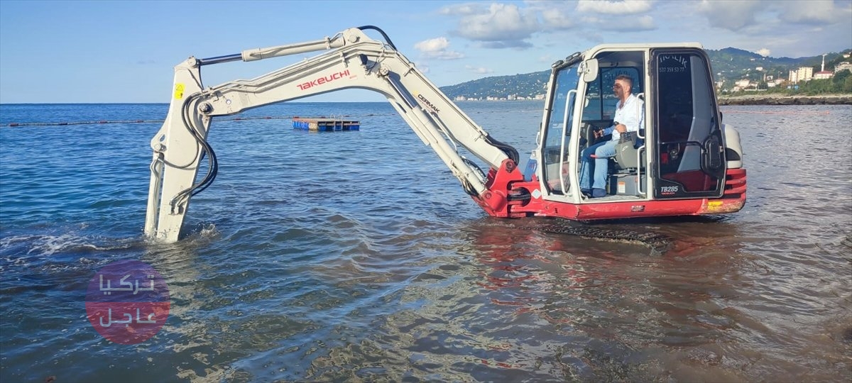 تساوي 120 ألف ليرة تركية! سائح سعودي في تركيا يستنفر فريقا للبحث عن قلادته الضائعة تساوي 120 ألف ليرة تركية! سائح سعودي في تركيا يستنفر فريقا للبحث عن قلادته الضائعة