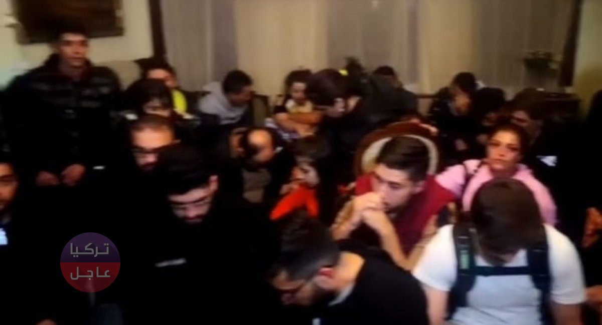 عن طريق البسكويت! لن تصدق كيف توصلت السلطات التركية الى مخبأ المهاجرين غير الشرعيين عن طريق البسكويت! لن تصدق كيف توصلت السلطات التركية الى مخبأ المهاجرين غير الشرعيين