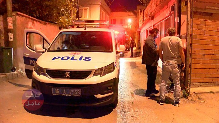 أنا لص! الشرطة التركية تعثر على شخص مقيد بالسلاس وبجانبه ورقة مكتوب عليها عدة ملاحظات أنا لص! الشرطة التركية تعثر على شخص مقيد بالسلاس وبجانبه ورقة مكتوب عليها عدة ملاحظات