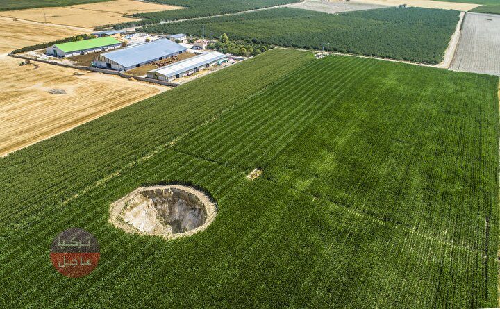 2600 حفرة! تشكل الحفر الضخمة مستمر في تركيا ومصادر تؤكد أنها من صنع الإنسان غير المقصود 2600 حفرة! تشكل الحفر الضخمة مستمر في تركيا ومصادر تؤكد أنها من صنع الإنسان غير المقصود