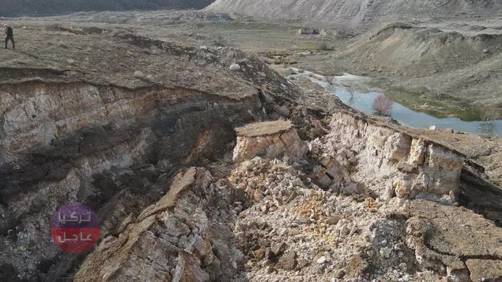 مشاهد مخيفة لشقوق ضخمة أحدثها زلزال مرعش في منطقة بداية خط الصدع