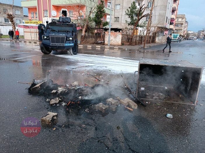 السلطات التركية تعتقل العديد من الأشخاص خلال احتفالات النيروز في باتمان وماردين بسبب هتافات والاعتداء على الشرطة