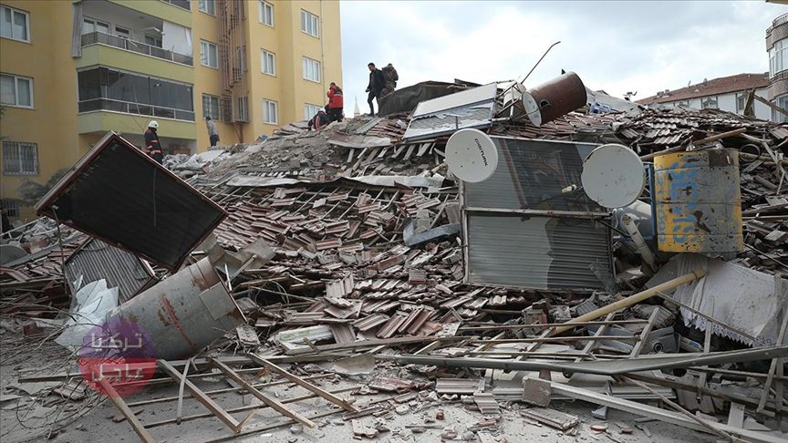 عاجل انهيار مفاجئ لمبنى مؤلف من 5 طوابق في ملاطيا عاجل انهيار مفاجئ لمبنى مؤلف من 5 طوابق في ملاطيا