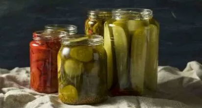 يجهله الكثيرون! أضف القليل منه إلى المخلل واحصل على مخلل هش ومقرمش وانسى ذوبان المخلل يجهله الكثيرون! أضف القليل منه إلى المخلل واحصل على مخلل هش ومقرمش وانسى ذوبان المخلل