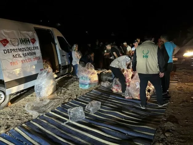 هيئة الإغاثة الإنسانية التركية تقدم مساعدات عاجلة للمتضررين من زلزال المغرب هيئة الإغاثة الإنسانية التركية تقدم مساعدات عاجلة للمتضررين من زلزال المغرب