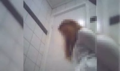 فضيحة الكاميرا الخفية في مدرسة ثانوية! اكتشفن الكاميرا فقام بحبسهن وهرب فضيحة الكاميرا الخفية في مدرسة ثانوية! اكتشفن الكاميرا فقام بحبسهن وهرب