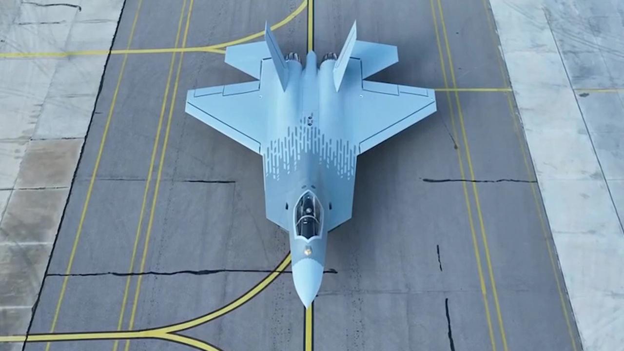 متى تحلق الطائرة الحربية التركية "قآن" في سماء تركيا؟! رئيس الصناعات الدفاعية يدلي بتصريحات هامة