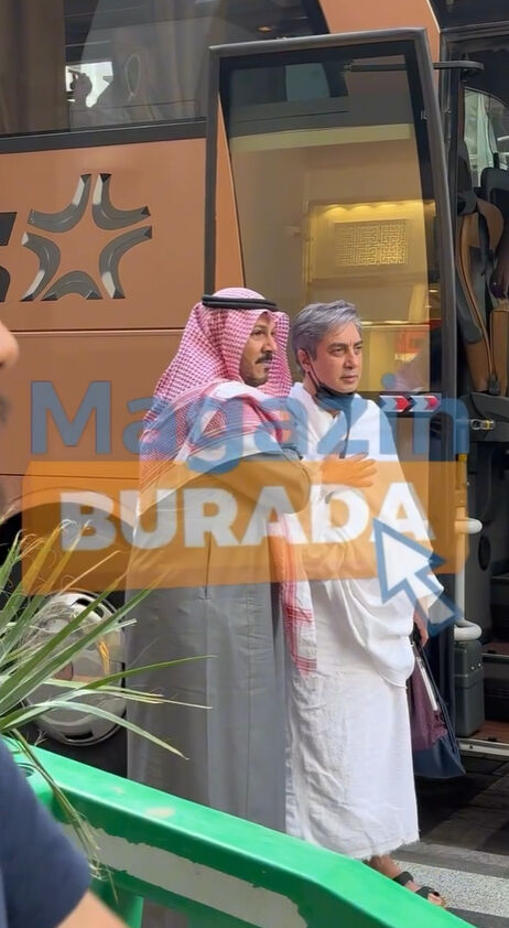 مراد علم دار أو نجاتي شاشماز يؤدي العمرة ويلقى استقبالًا حافلًا في العالم العربي (صورة)