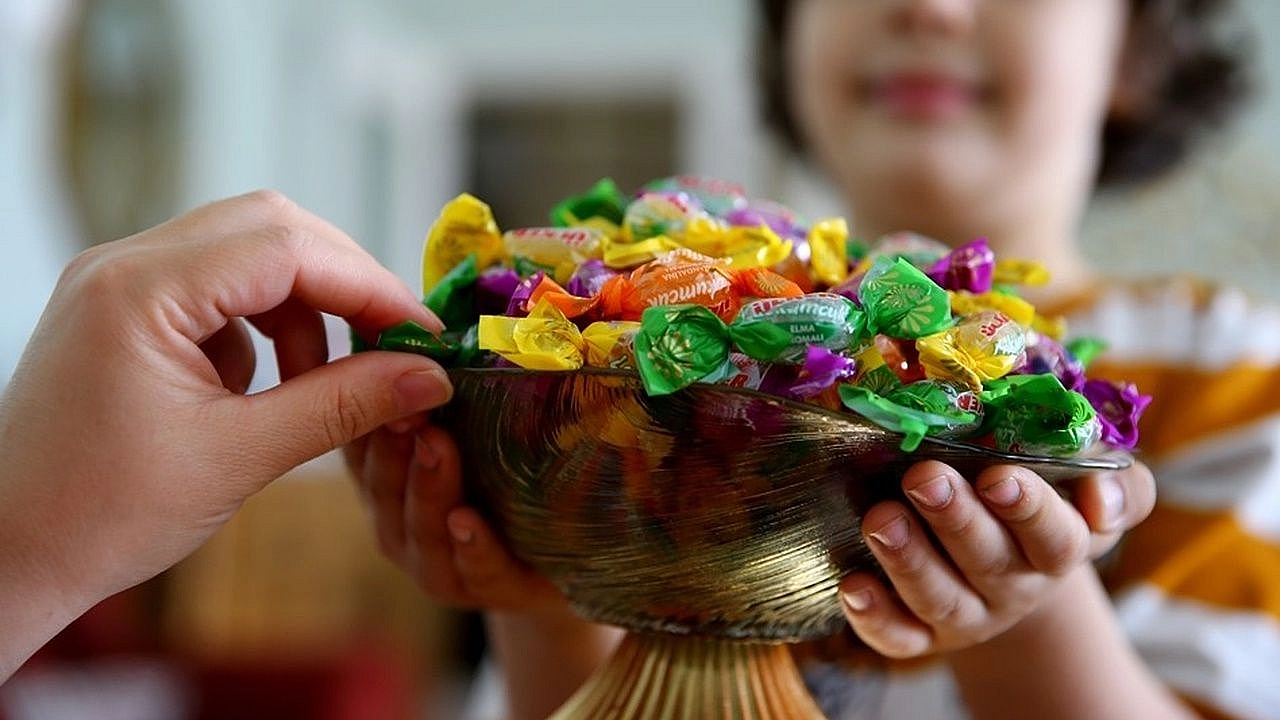 كم يوم عطلة عيد الفطر 2025 في تركيا؟