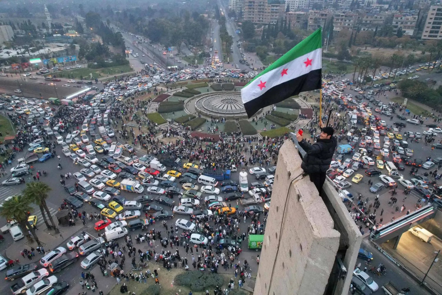 دولة أوروبية ترفع عقوبات اقتصادية عن سوريا