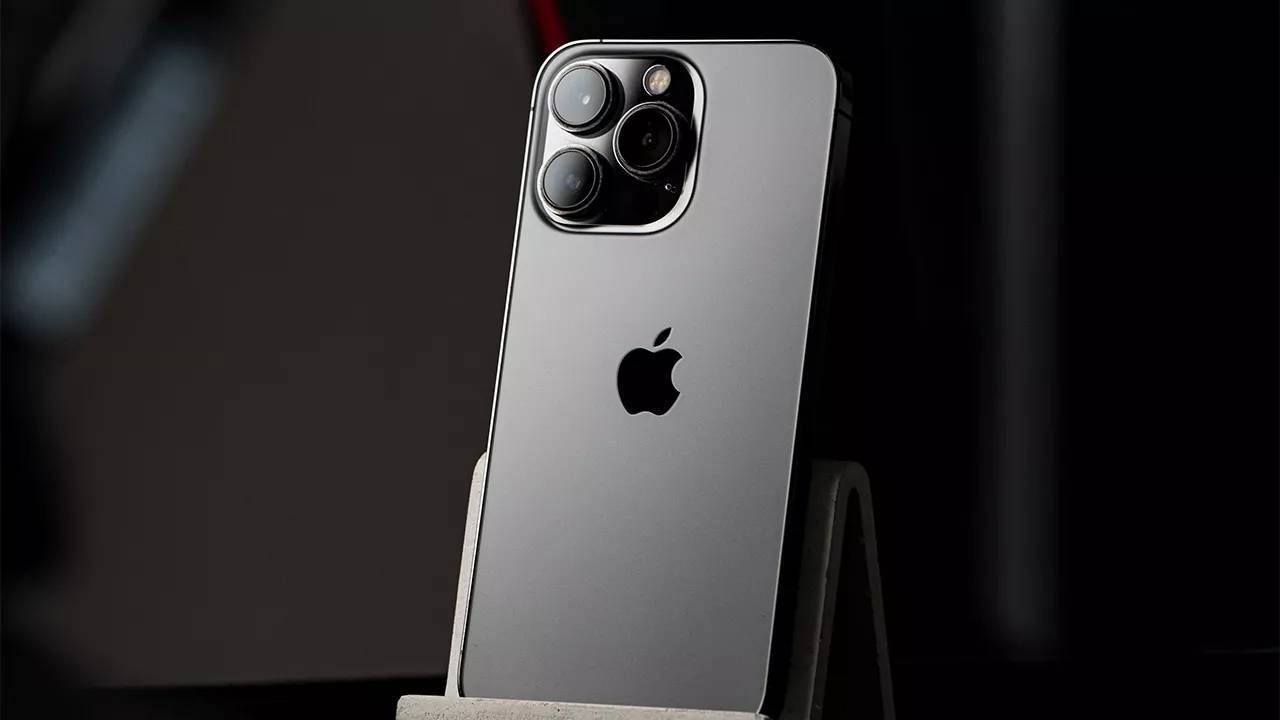 عاجل: ارتفاع كبير في أسعار هواتف أيفون في تركيا! هاتف iPhone 16 Max يرتفع بمقدار 56,759 ليرة تركية