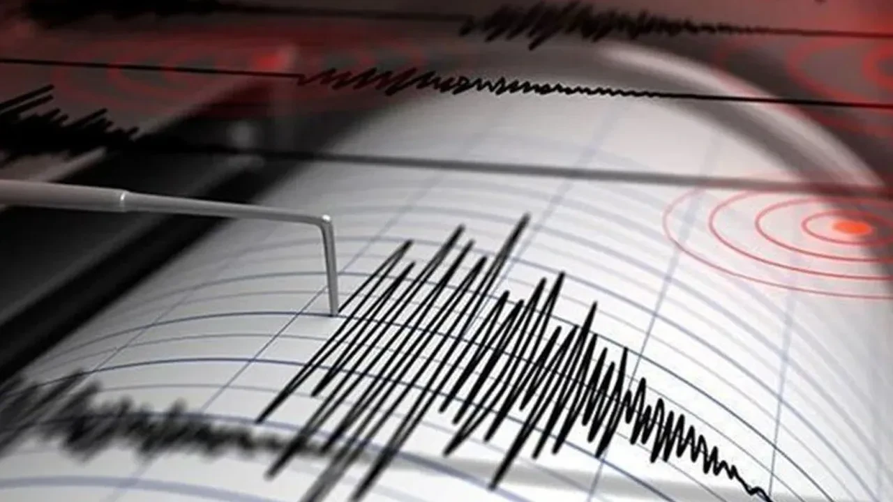 زلزال يضرب بينغول ويهز تونجلي وأرضروم مساء اليوم 26 مايو 2025