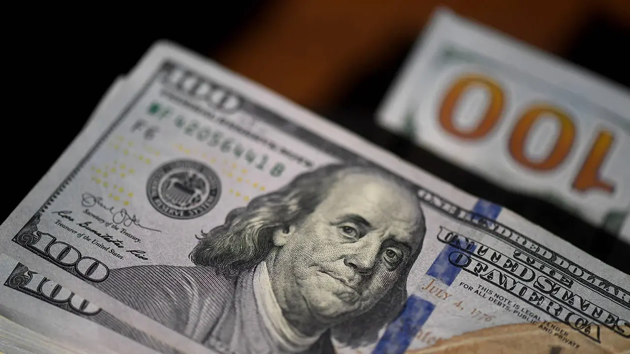 سعر الدولار واليورو مقابل الليرة التركية اليوم الخميس 29 مايو 2025