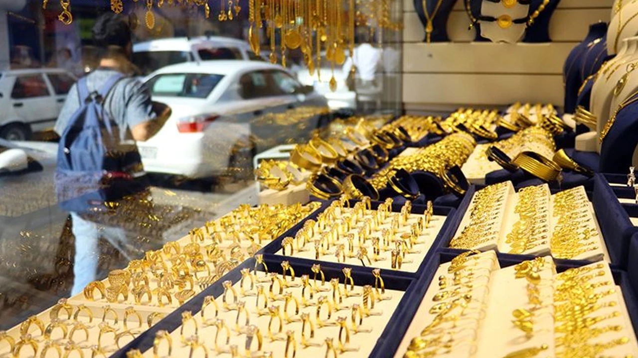 سعر الذهب اليوم في تركيا 17/6/2025.. قفزة مفاجئة بأسعار الغرام والليرة الذهبية