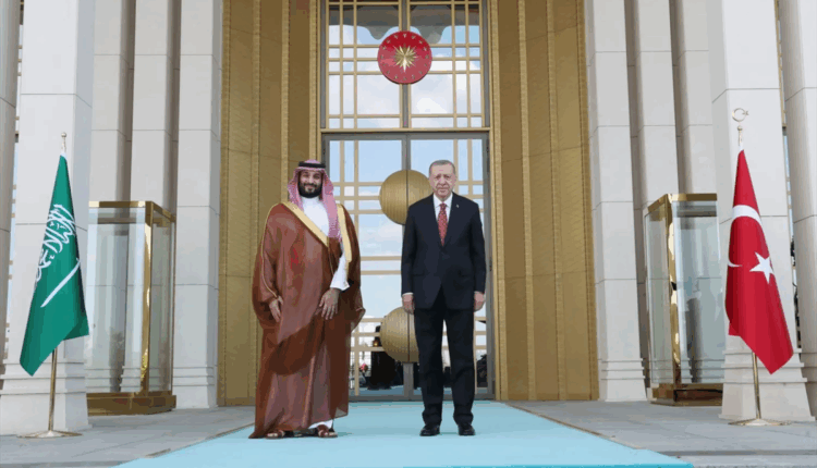 أردوغان يبحث مع محمد بن سلمان تداعيات التصعيد الإيراني الإسرائيلي في المنطقة