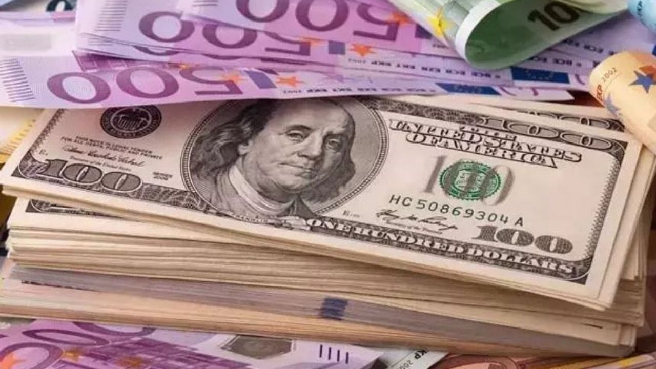 الليرة التركية تواصل تراجعها أمام الدولار واليورو اليوم 3 يونيو 2025
