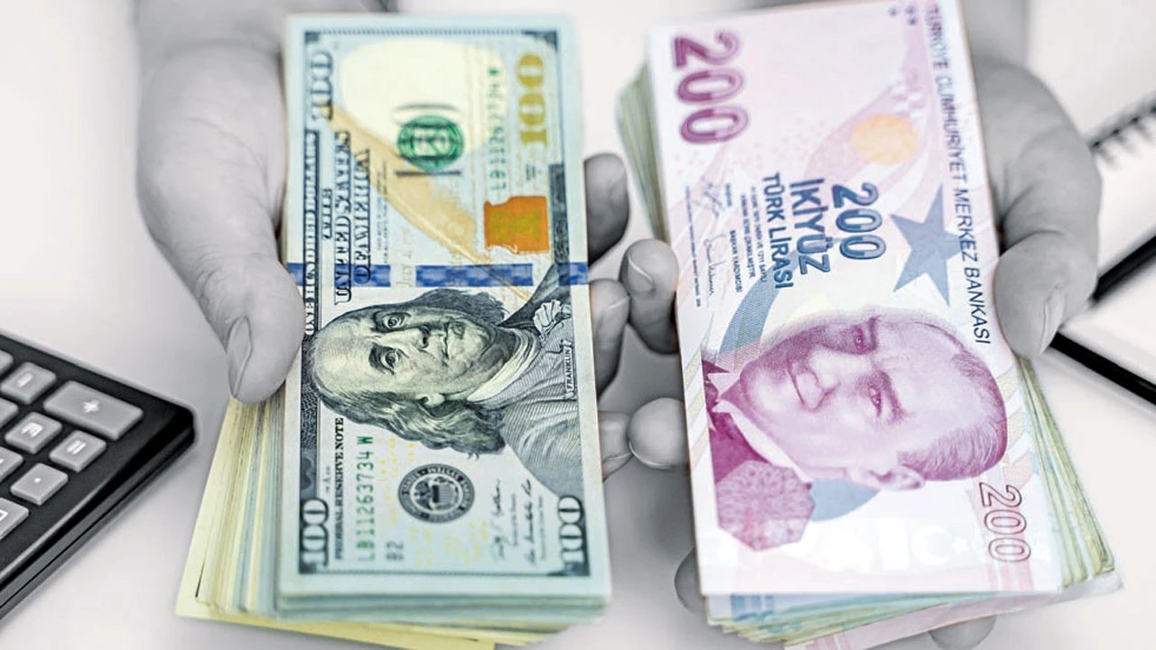 أسعار الدولار واليورو مقابل الليرة التركية اليوم الجمعة 11 تموز 2025.. كم بلغ سعر الصرف في تركيا؟