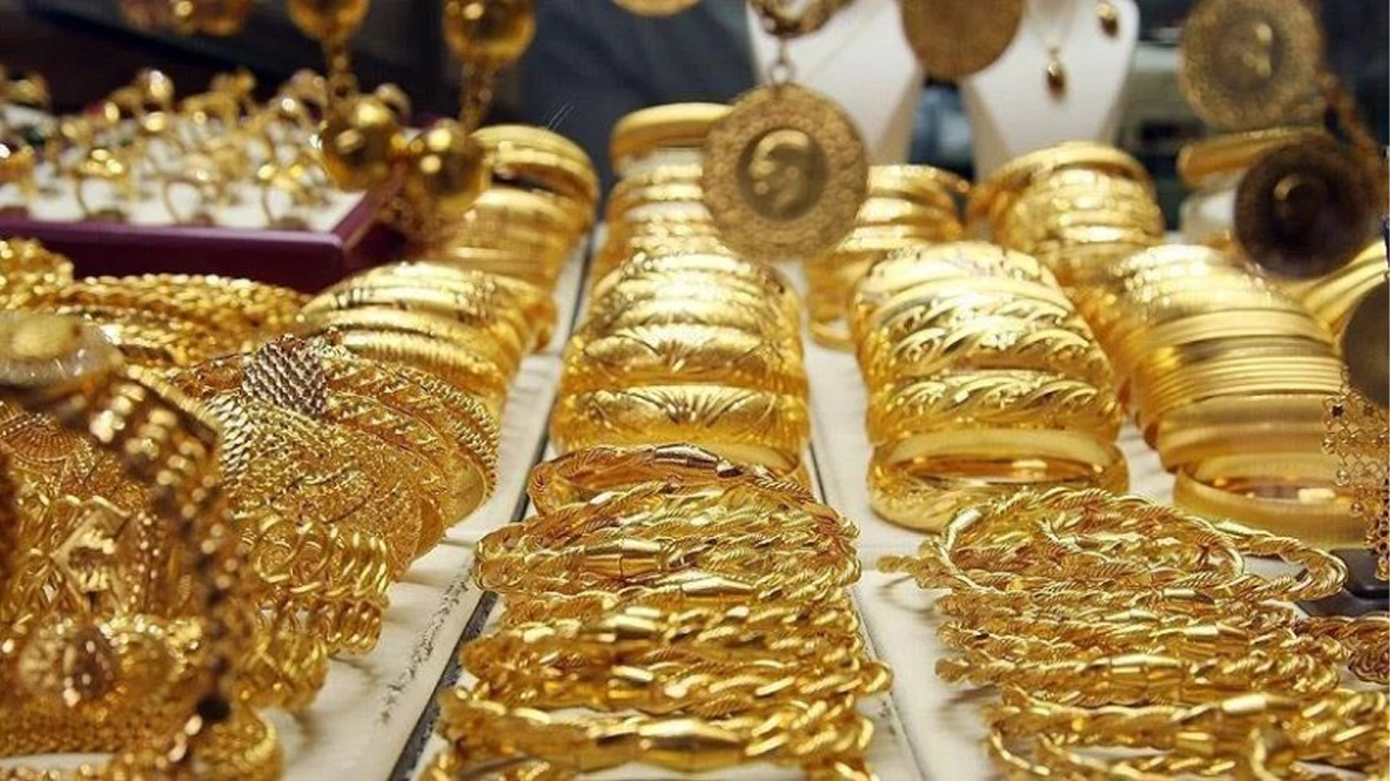 أسعار الذهب اليوم 10 تموز: كم بلغ سعر غرام الذهب والليرة الذهبية؟ تحديث لحظي لأسعار الشراء والبيع