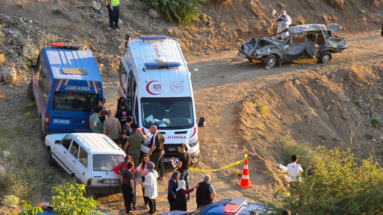 الفرحة تتحول الى كارثة ...حادث سيارة في تركيا يشعل مواقع التواصل الاجتماعي