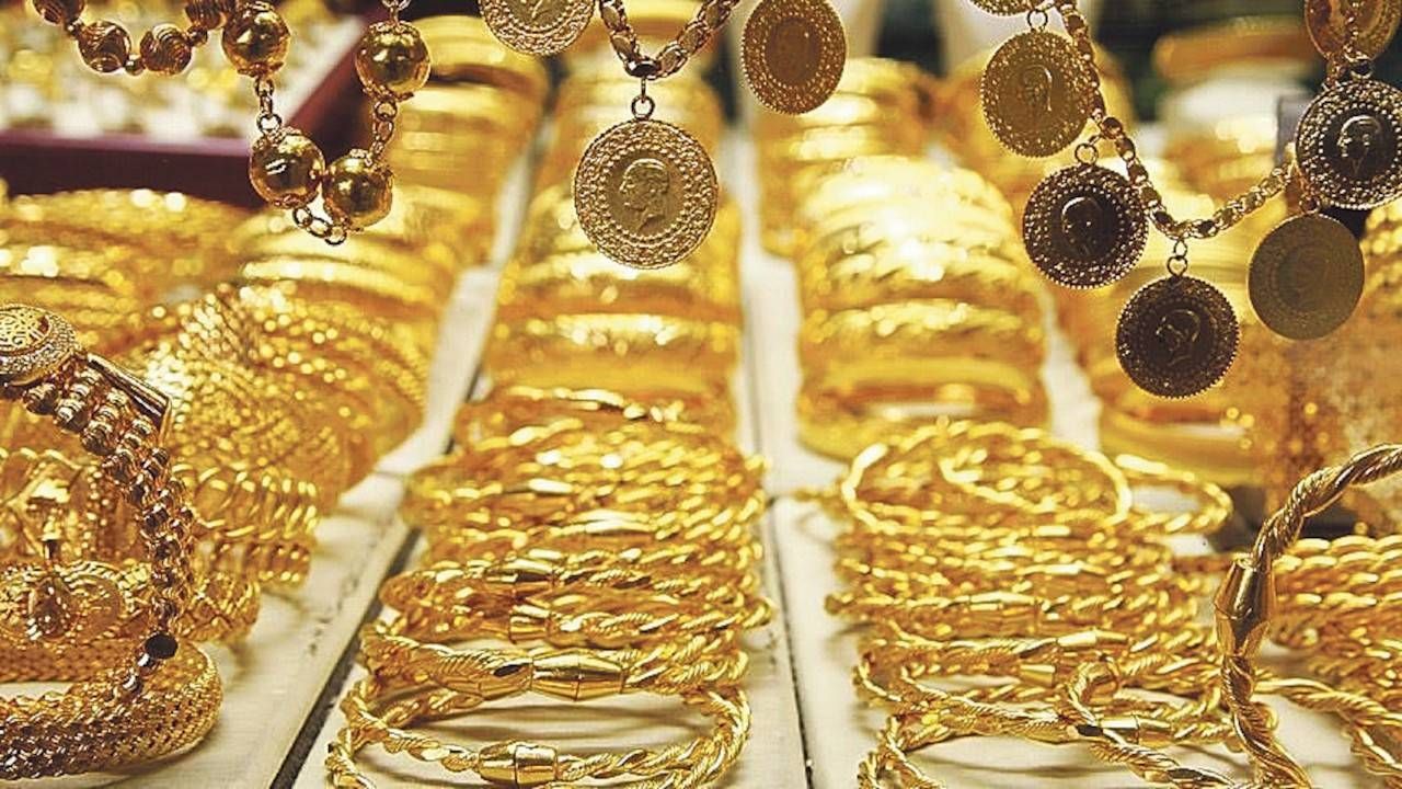 كم بلغ سعر غرام الذهب اليوم؟ أسعار الذهب الحية ليوم الجمعة 4 تموز: غرام الذهب، ربع الذهب، نصف الذهب، الليرة الذهبية الكاملة