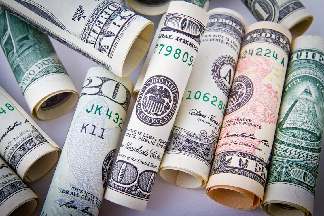 ارتفاع سعر الدولار واليورو أمام الليرة التركية اليوم 11 أغسطس 2025